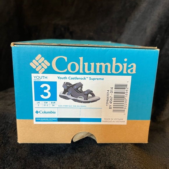 Columbia size 3 youth sandals. - Picture 3 of 4